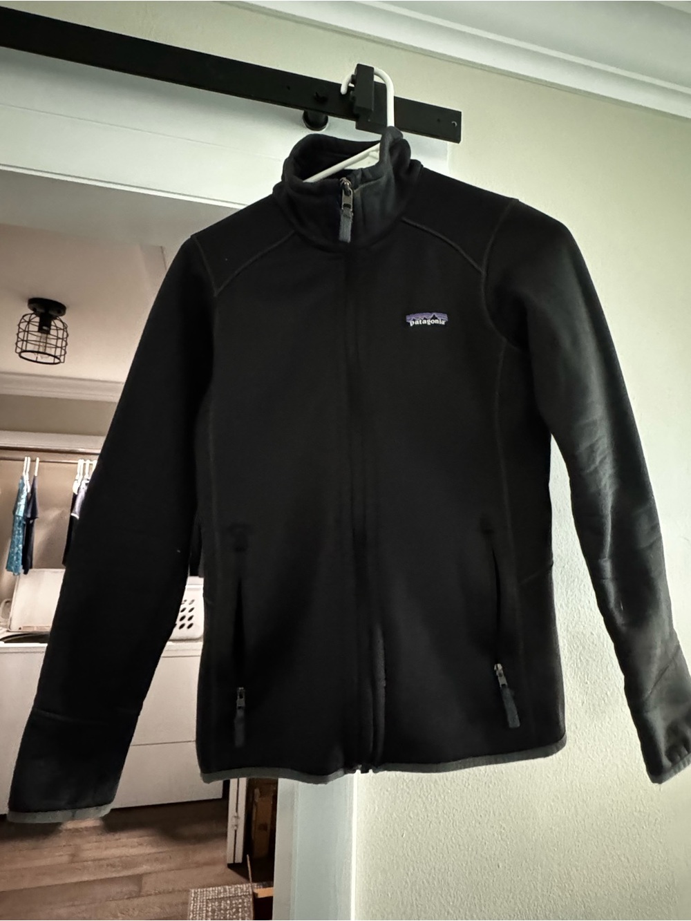 Patagonia Black Full-Zip Lightweight Jacket